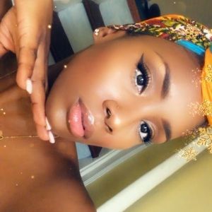 Meet your Posher, Amoi